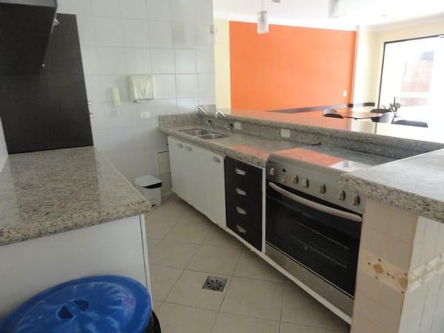 Apartamento com 140m² 3 quartos e 3 banheiros, para alugar, no bairro Gleba Palhano em Londrina