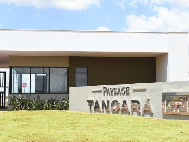 Casa com 300m² 3 quartos e 4 banheiros, à venda, no bairro Parque Tangará em Londrina