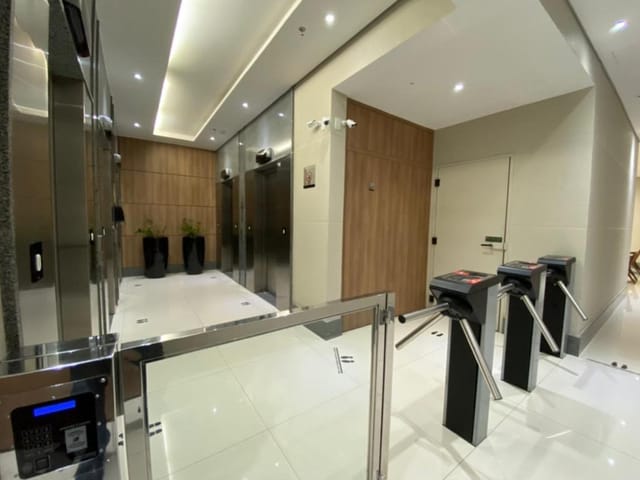 Sala à venda, no bairro Gleba Palhano em Londrina