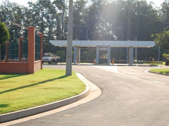 Terreno com 365m², à venda, no bairro Vivendas do Arvoredo em Londrina