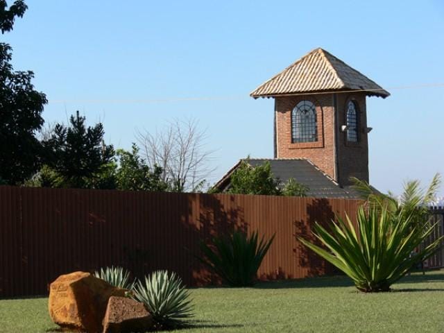 Terreno com 1674m², à venda, no bairro Estância Cabral em Cambé