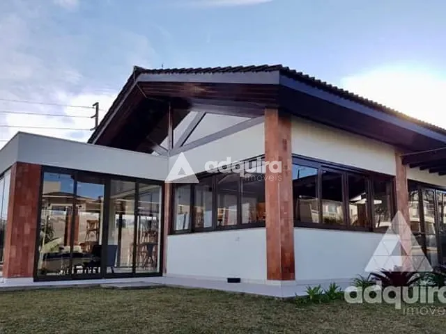 Sobrado 3 quartos e 3 banheiros, à venda, no bairro Neves em Ponta Grossa