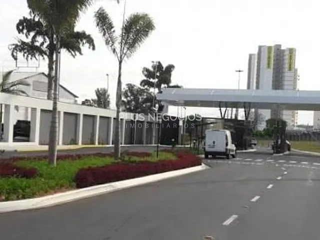 Terreno com 330m², à venda, no bairro Condomínio Jardim Residencial Tivoli em Sorocaba