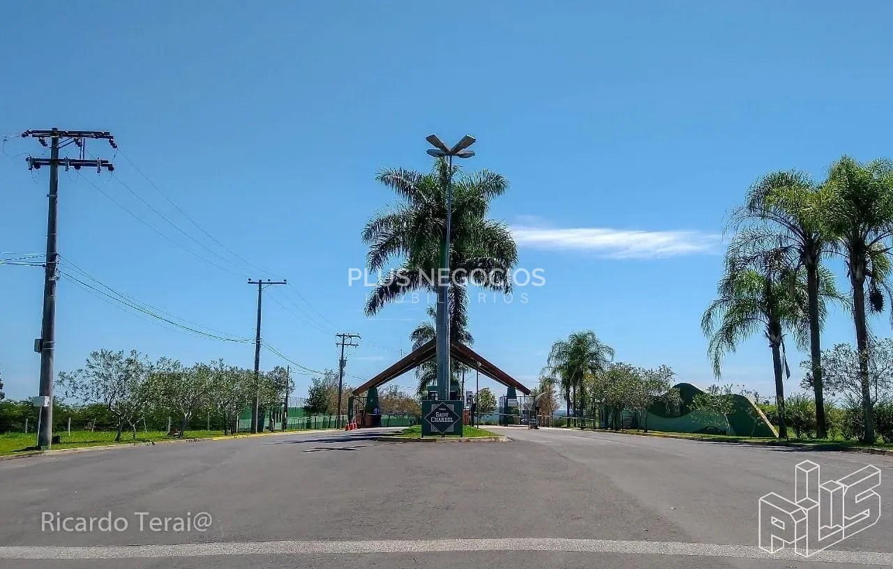 Casa, 3 quartos, 582 m² - Foto 1
