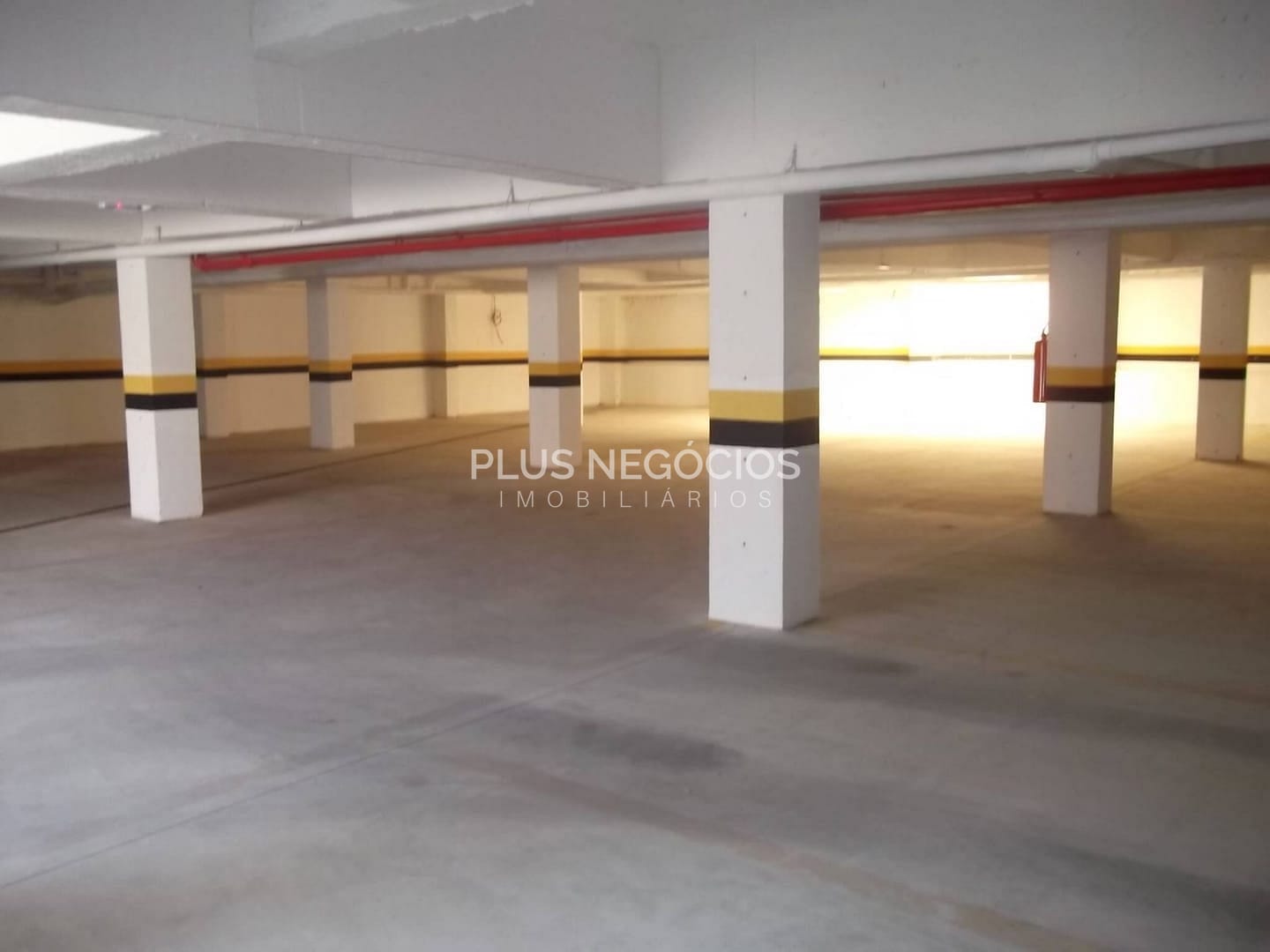 Apartamento à venda com 2 quartos, 105m² - Foto 17