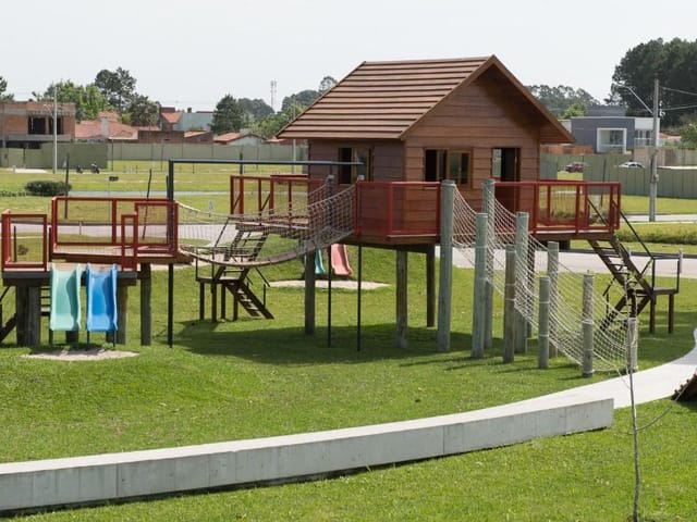 Terreno com 390m², à venda, no bairro Laranjal em Pelotas