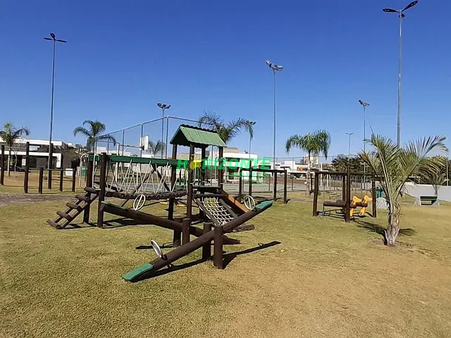Terreno com 600m², à venda, no bairro Condomínio Residencial Colinas do Paratehy em São José dos Campos