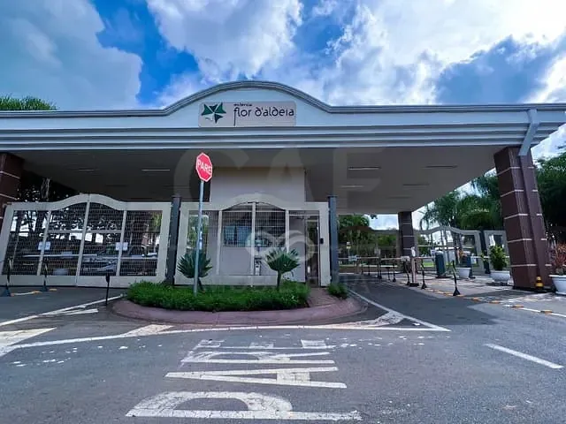Casa 3 quartos e 4 banheiros, à venda, no bairro Flor da Aldeia em Holambra