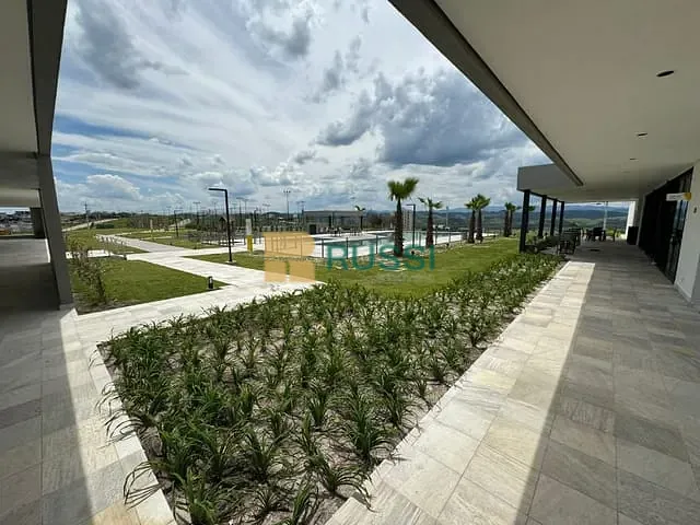 Terreno com 330m², à venda, no bairro Urbanova em São José dos Campos