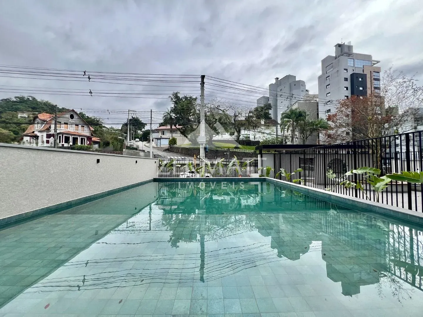3 Suítes + Churrasqueira a Carvão | Apartamento Novo Próximo ao Jardim Blumenau — foto 6