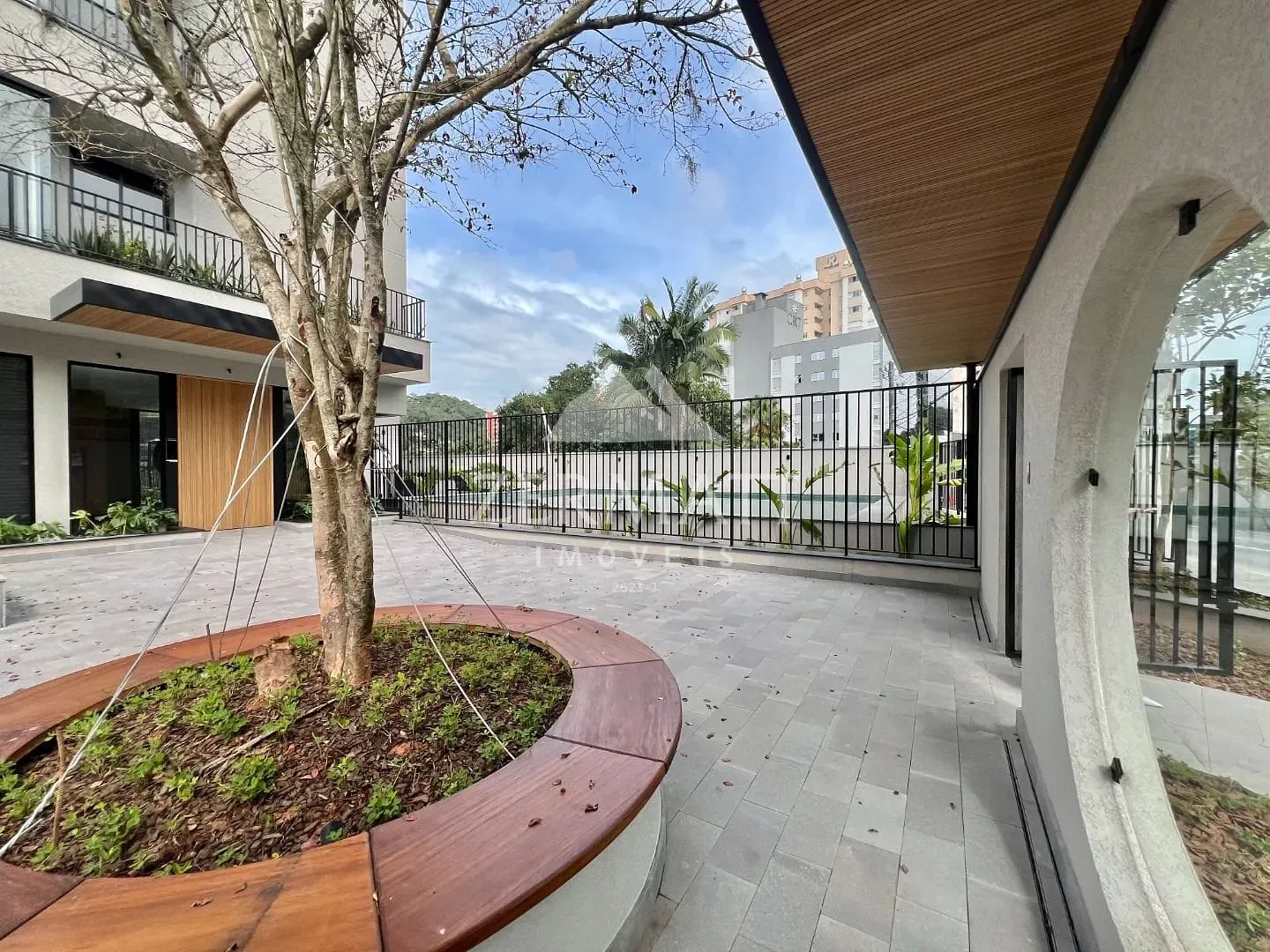 3 Suítes + Churrasqueira a Carvão | Apartamento Novo Próximo ao Jardim Blumenau — foto 4