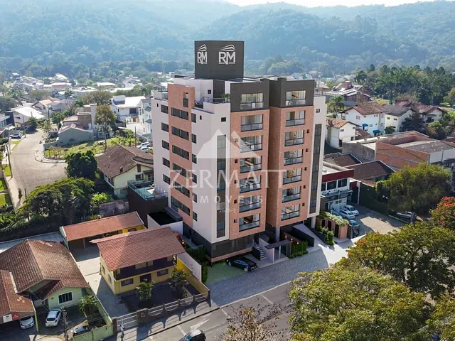 Apartamento 3 quartos e 2 banheiros, para alugar, no bairro Vorstadt em Blumenau