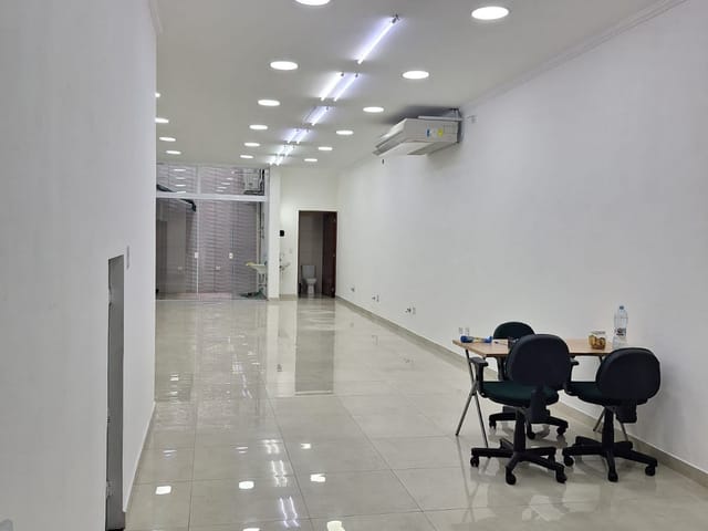 Foto do Andar corporativo - 🏙️ Prédio Comercial no Coração do Tatuapé | Organização Imobiliária Açores