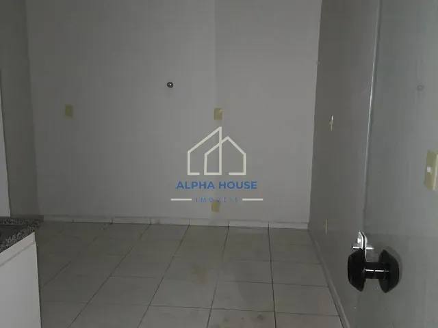 Andar corporativo com 150m², para alugar, no bairro Centro em Pindamonhangaba