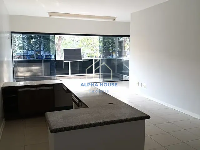 Andar corporativo com 150m², para alugar, no bairro Centro em Pindamonhangaba