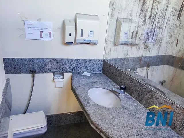 Andar corporativo com 254m², à venda ou para alugar, no bairro Centro em Rio de Janeiro
