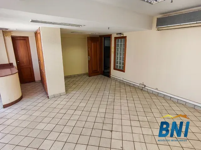 Andar corporativo com 254m², à venda ou para alugar, no bairro Centro em Rio de Janeiro