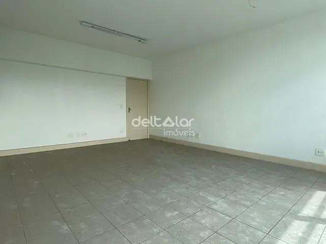 Andar corporativo com 300m², para alugar, no bairro São Luiz em Belo Horizonte