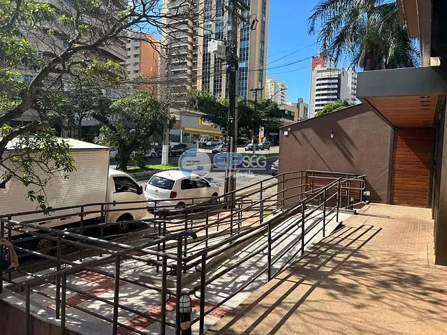 Andar corporativo com 765m², para alugar, no bairro Centro em Londrina
