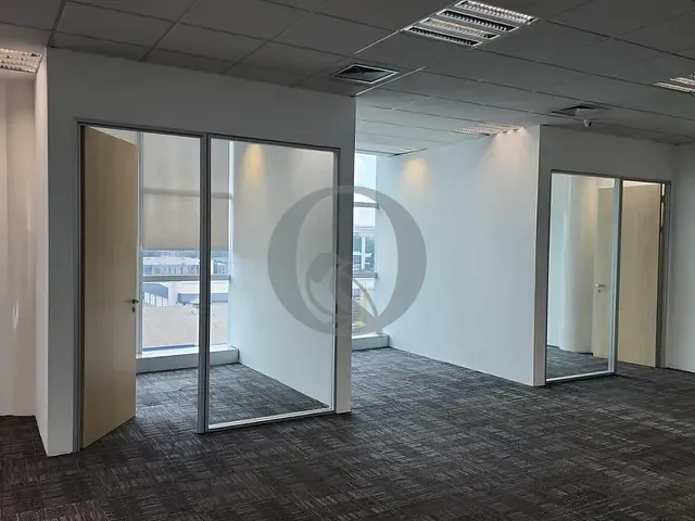 Andar corporativo com 611m², para alugar, no bairro Tamboré em Barueri