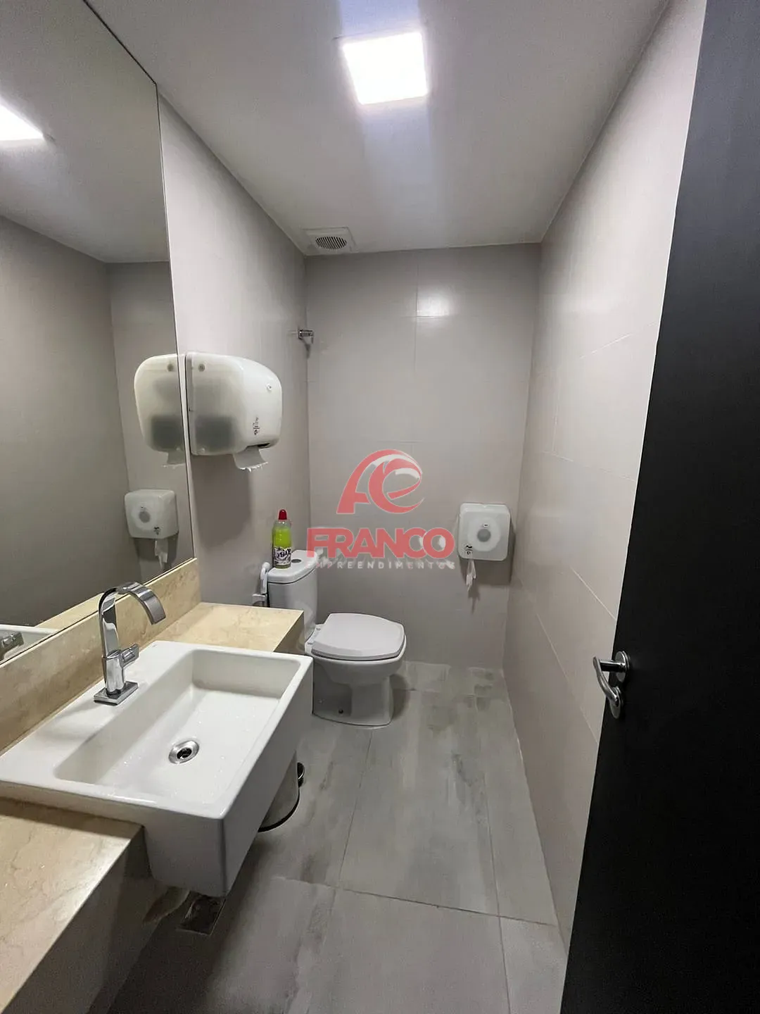 Sala-Conjunto, 350 m² - Foto 17