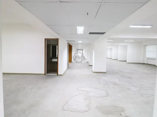 Andar corporativo com 600m², à venda, no bairro Centro em Rio de Janeiro