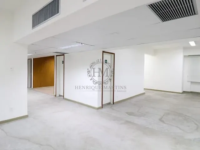 Andar corporativo com 600m², à venda, no bairro Centro em Rio de Janeiro