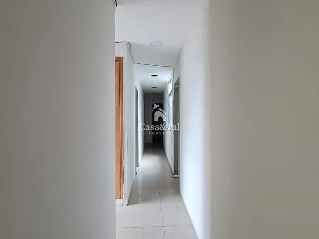 Andar corporativo com 90m², à venda ou para alugar, no bairro Centro em São João de Meriti