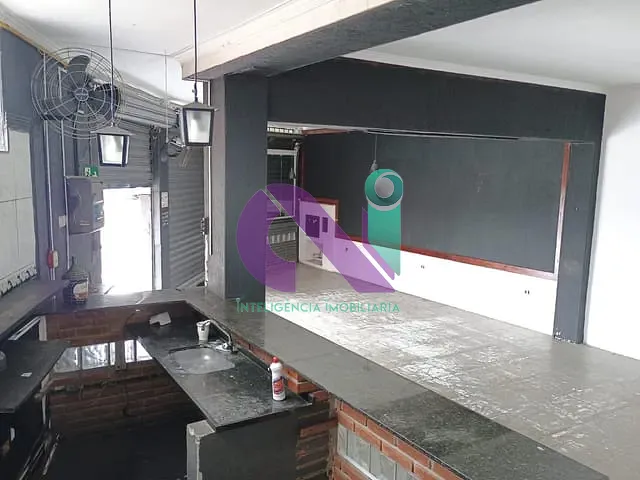 Casa 2 quartos e 2 banheiros, para alugar, no bairro Jardim das Flores em Osasco