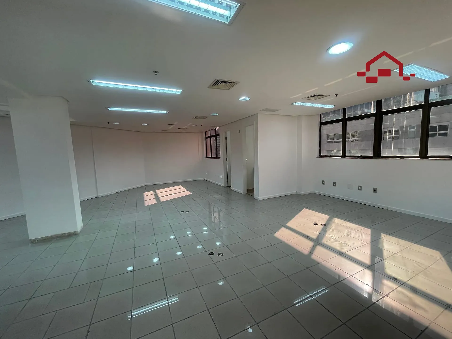 Sala-Conjunto, 318 m² - Foto 2