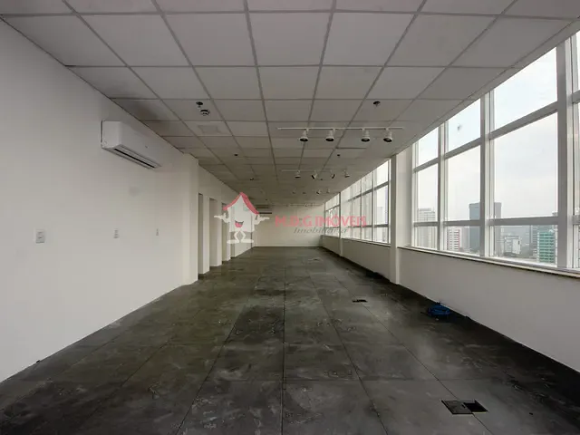 Andar corporativo à venda, no bairro Pinheiros em São Paulo