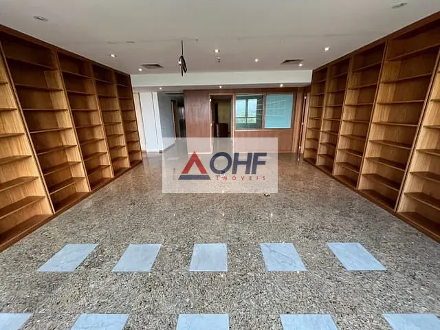 Andar corporativo com 320m², à venda, no bairro Glória em Rio de Janeiro