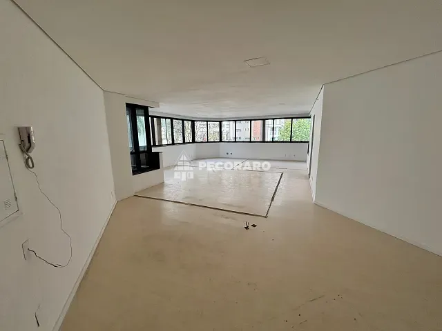 Sala para alugar, no bairro Jardins em São Paulo