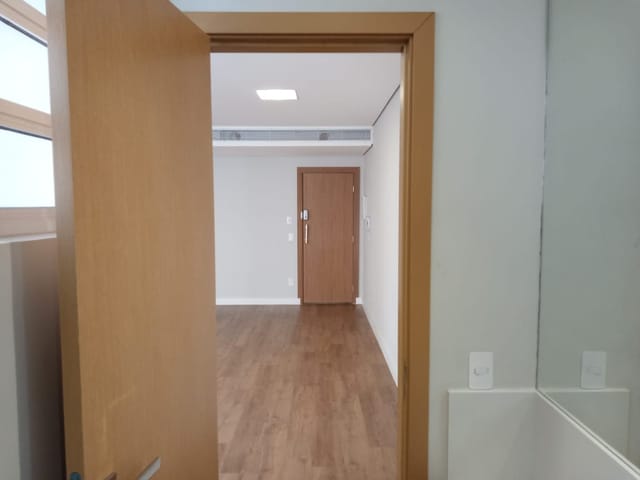 Conjunto comercial à venda, no bairro Centro em São Paulo