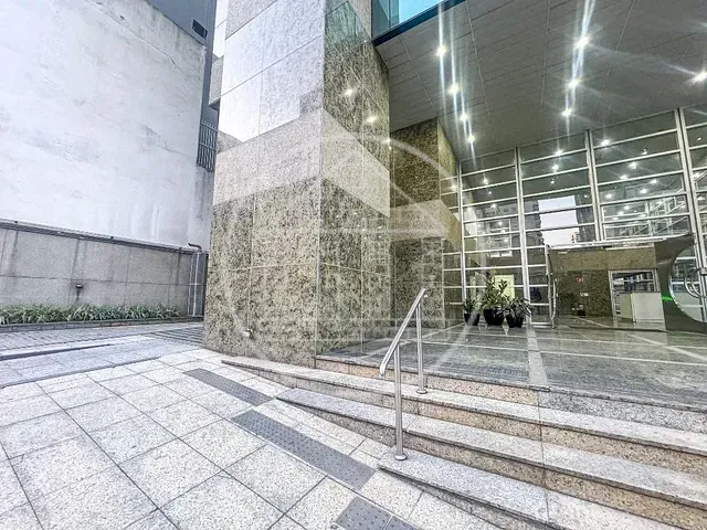 Andar corporativo com 276m², para alugar, no bairro Cerqueira César em São Paulo