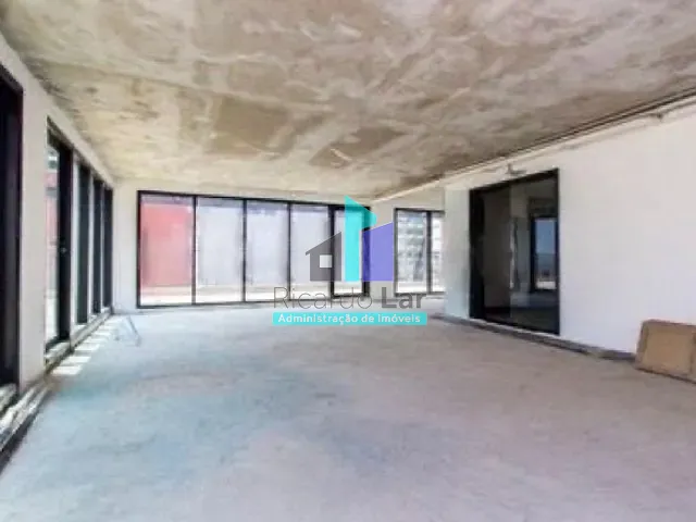 Andar corporativo com 230m², à venda, no bairro Jardins em São Paulo