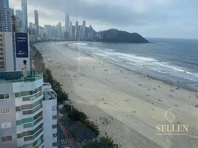 Andar corporativo com 555m², à venda, no bairro Centro em Balneário Camboriú