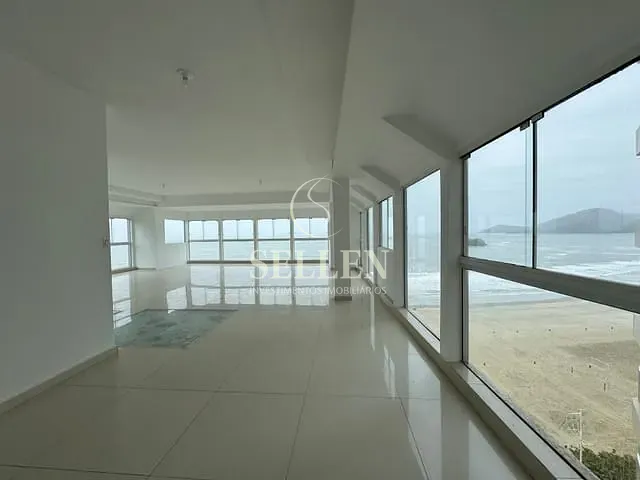 Andar corporativo com 555m², à venda, no bairro Centro em Balneário Camboriú