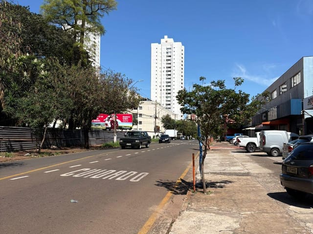 Andar corporativo com 1600m², para alugar, no bairro Centro em Londrina
