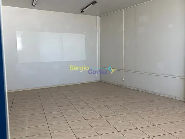 Andar corporativo com 1600m², para alugar, no bairro Centro em Londrina
