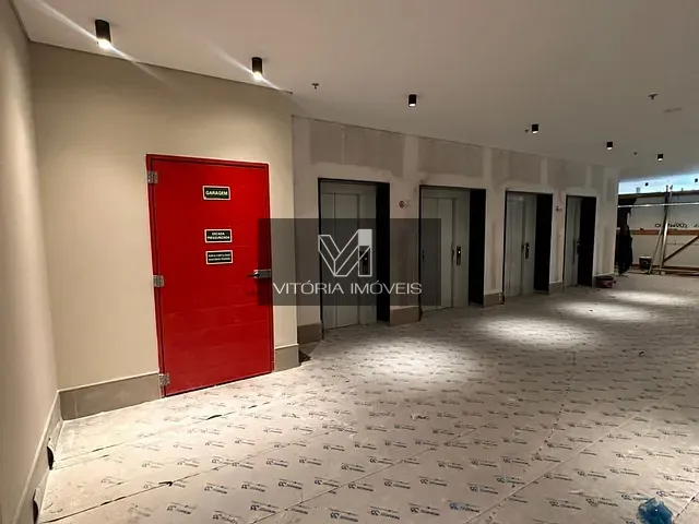 Andar corporativo para alugar, no bairro Enseada do Suá em Vitória