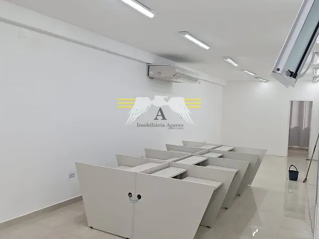 Sala com 90m², para alugar, no bairro Tatuapé em São Paulo