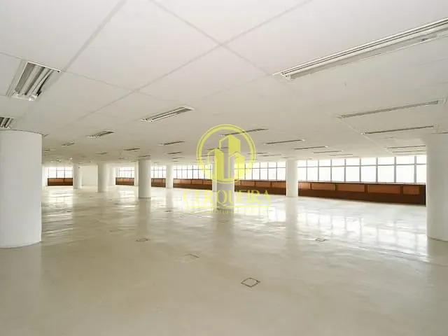 Andar corporativo à venda, no bairro República em São Paulo
