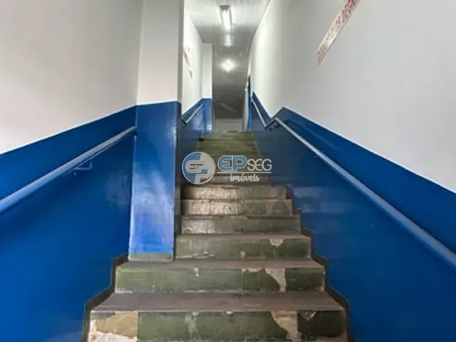 Loja com 386m², para alugar, no bairro Jardim Agari em Londrina