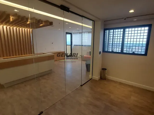 Andar corporativo com 322m², para alugar, no bairro Vila Homero em Indaiatuba