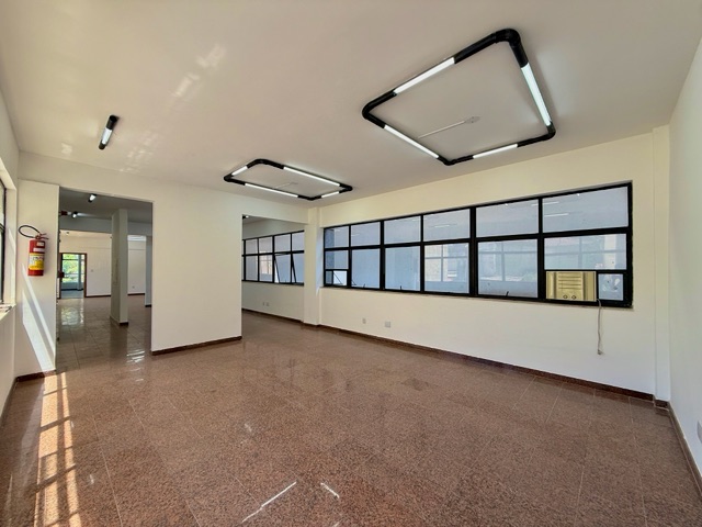Andar corporativo com 226m², à venda, no bairro Lourdes em Belo Horizonte