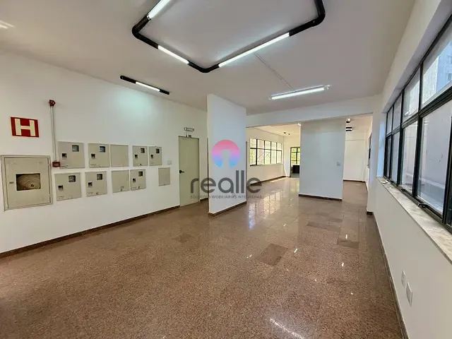 Andar corporativo com 226m², à venda, no bairro Lourdes em Belo Horizonte