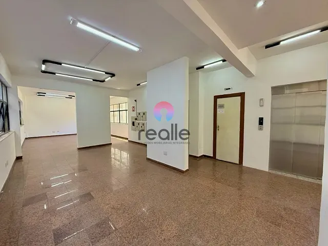 Andar corporativo com 226m², à venda, no bairro Lourdes em Belo Horizonte