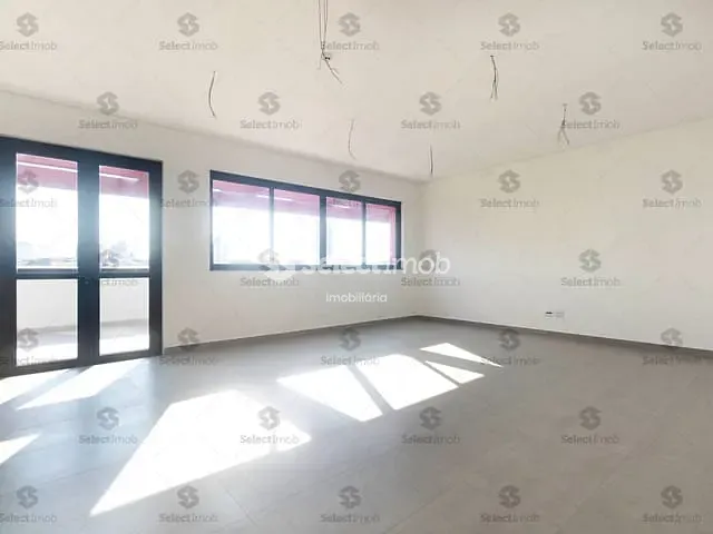 Andar corporativo com 186m², para alugar, no bairro Jardim Pilar em Mauá