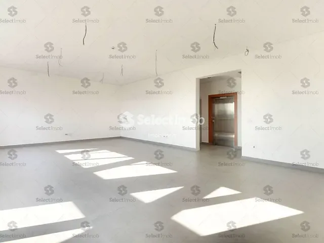 Andar corporativo com 186m², para alugar, no bairro Jardim Pilar em Mauá